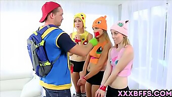 การกระทําของวัยรุ่นร้อนแรงใน Pokemon Go Xxx Parody