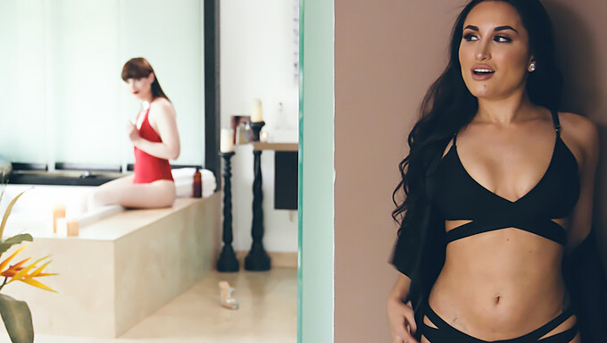 การพบกันของ Natalie Mars และ Gabriella Paltrova ในสปาสุดเสียว